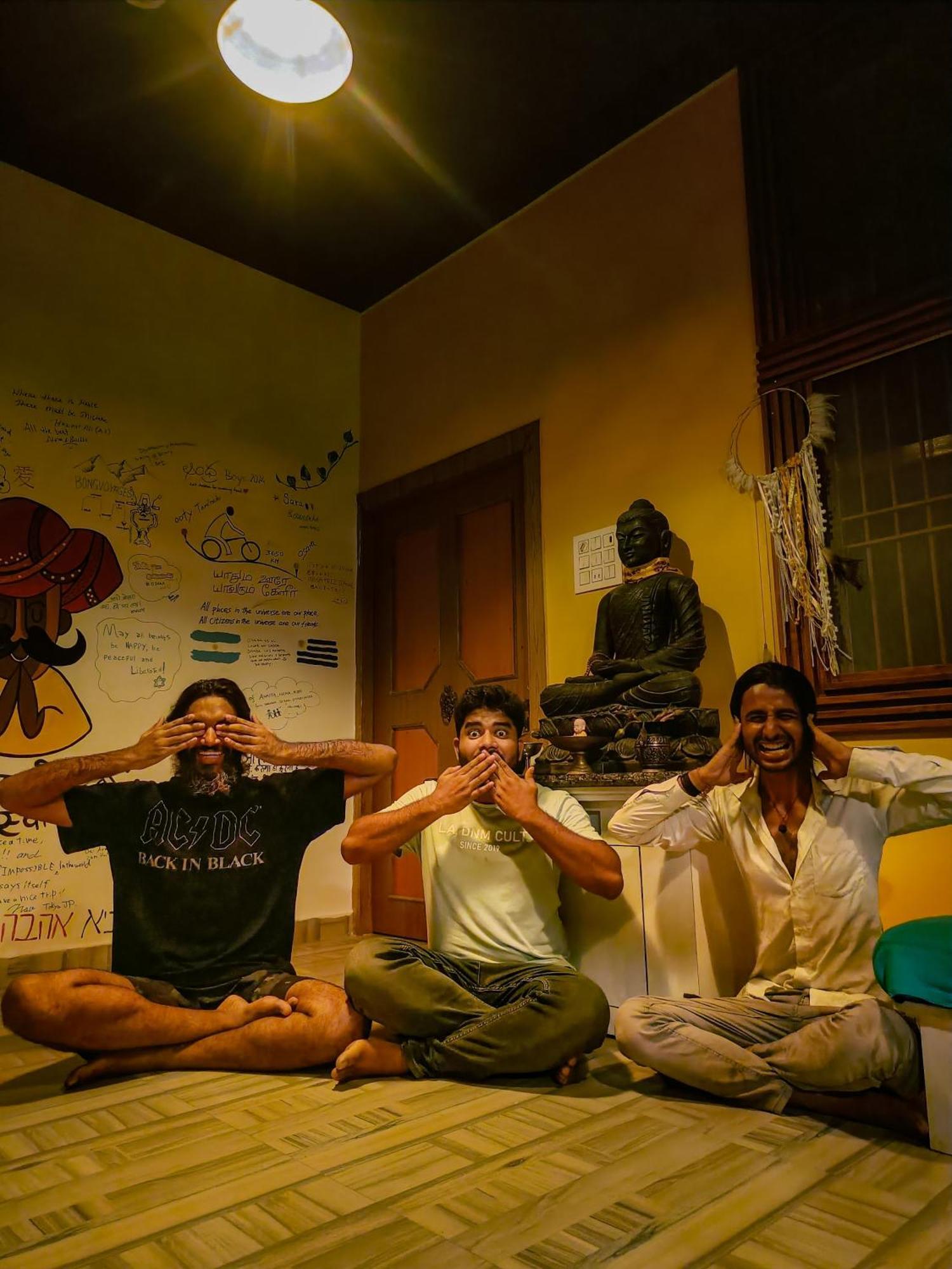 Housetale- A Traveller'S Home พุทธคยา ภายนอก รูปภาพ