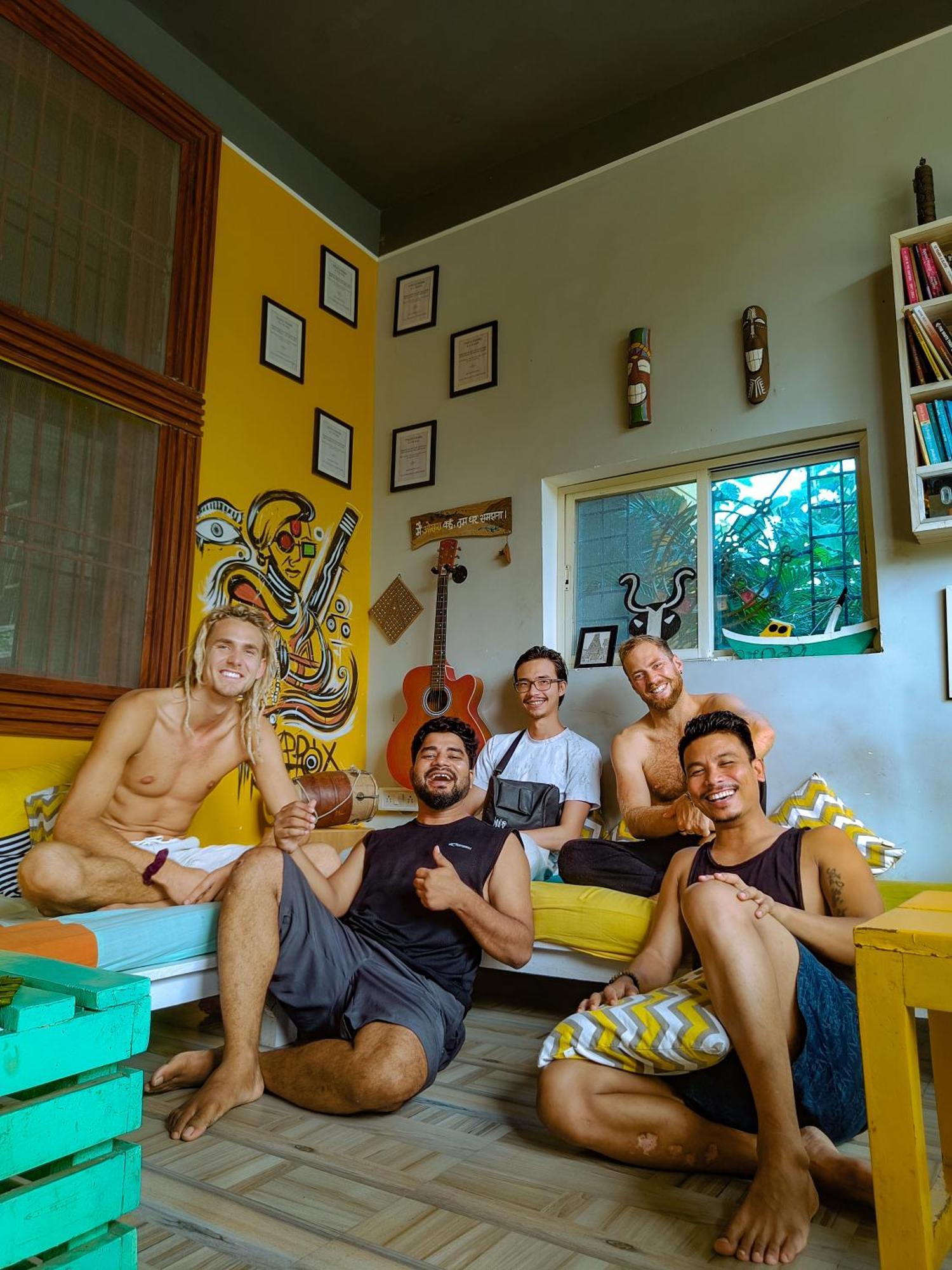 Housetale- A Traveller'S Home พุทธคยา ภายนอก รูปภาพ