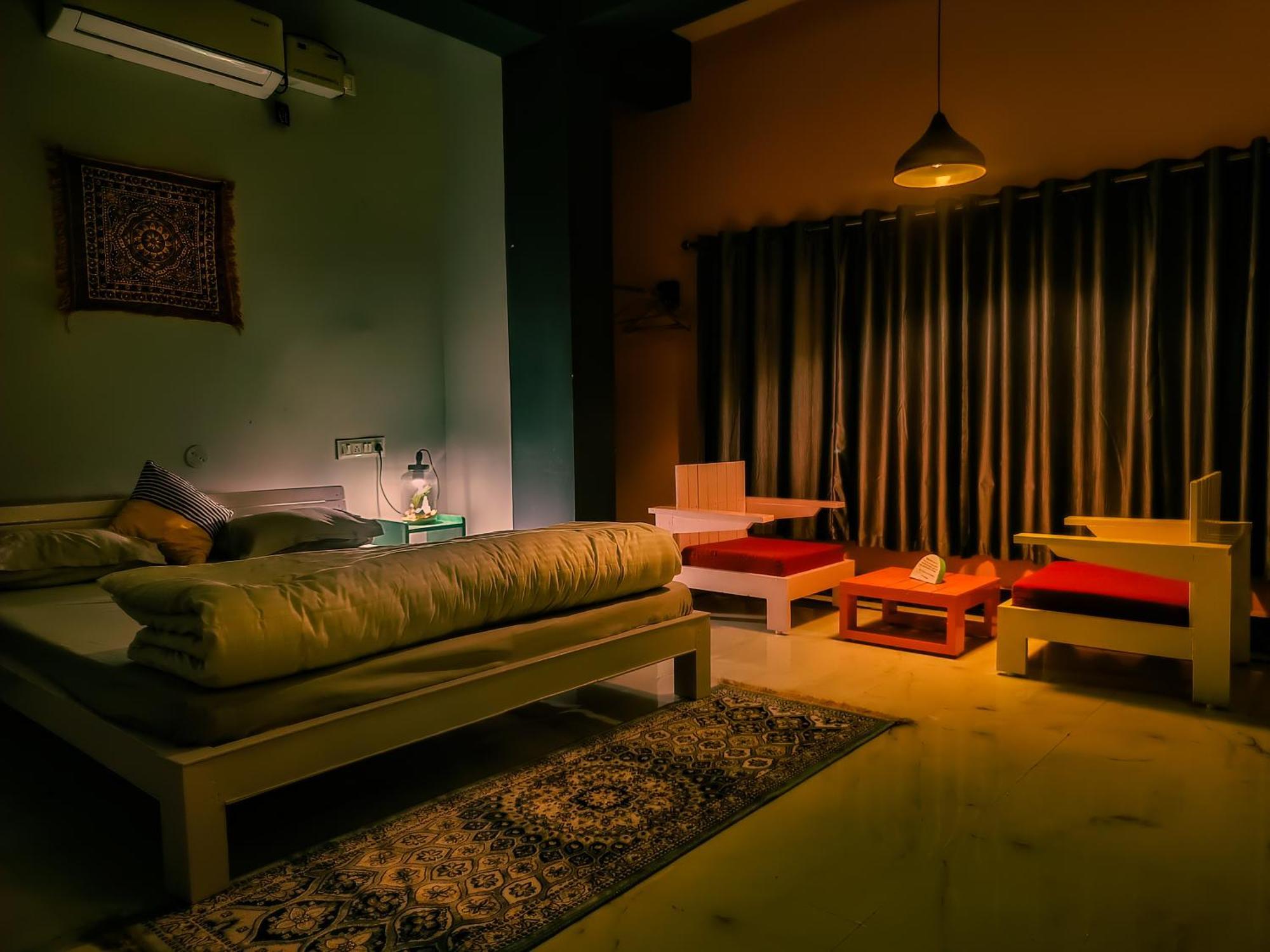 Housetale- A Traveller'S Home พุทธคยา ภายนอก รูปภาพ